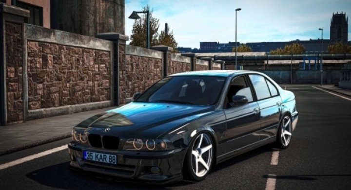 ets2-bmw-530d-m5-tech-araba-yamasi-1-44-1.jpg